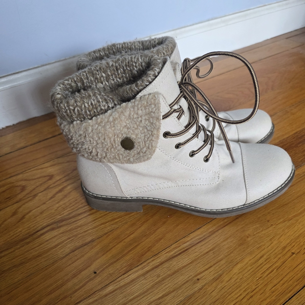 Cliffs Cozy Cream Lace-Up Ankle Boots with Faux Shearling Collar
